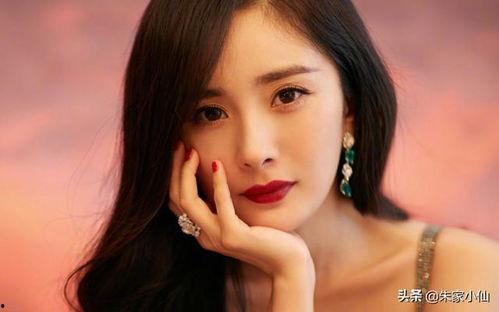 娱乐吃瓜迪丽热巴,娱乐圈的瓜田女王，揭秘她的吃瓜日常